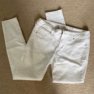 Ultra Skinny Refuge White Jeans